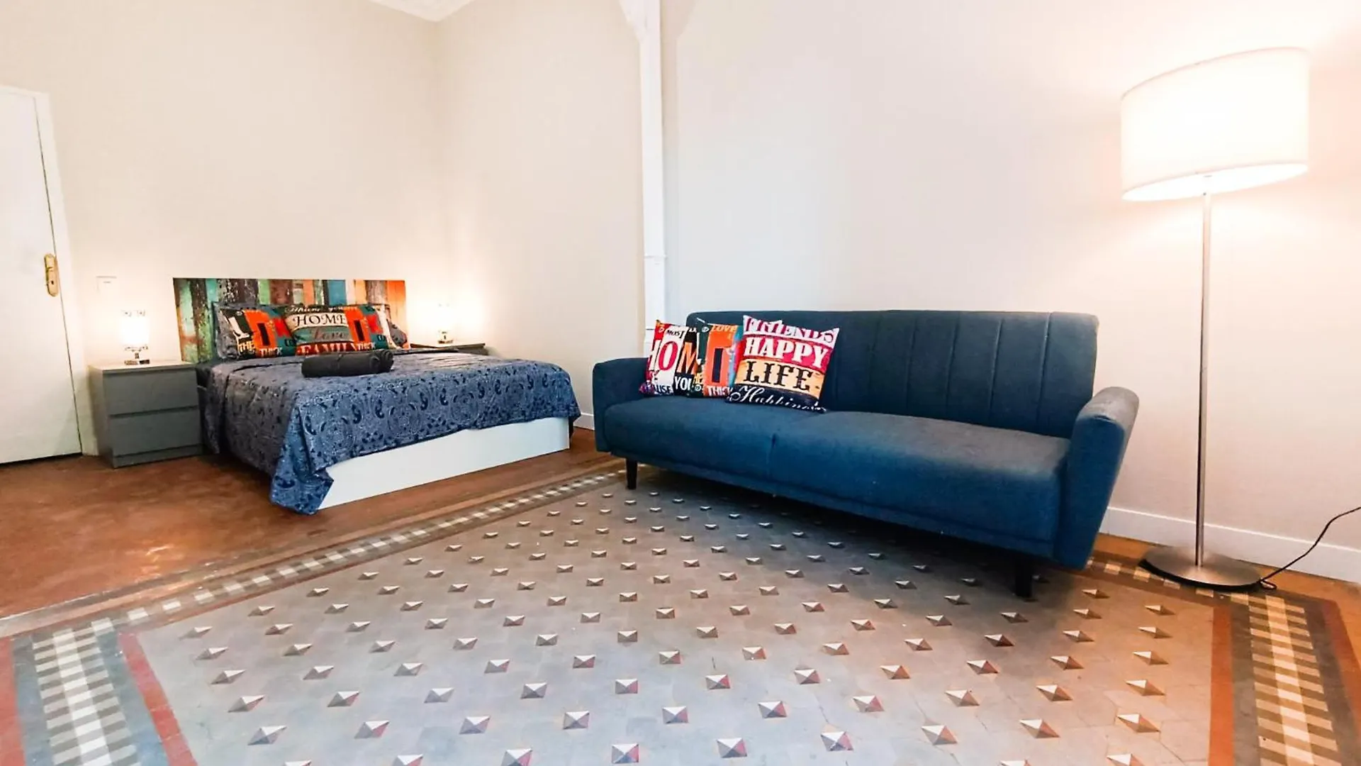 Hostel Private Rooms By Plaza Catalunya Barcelona