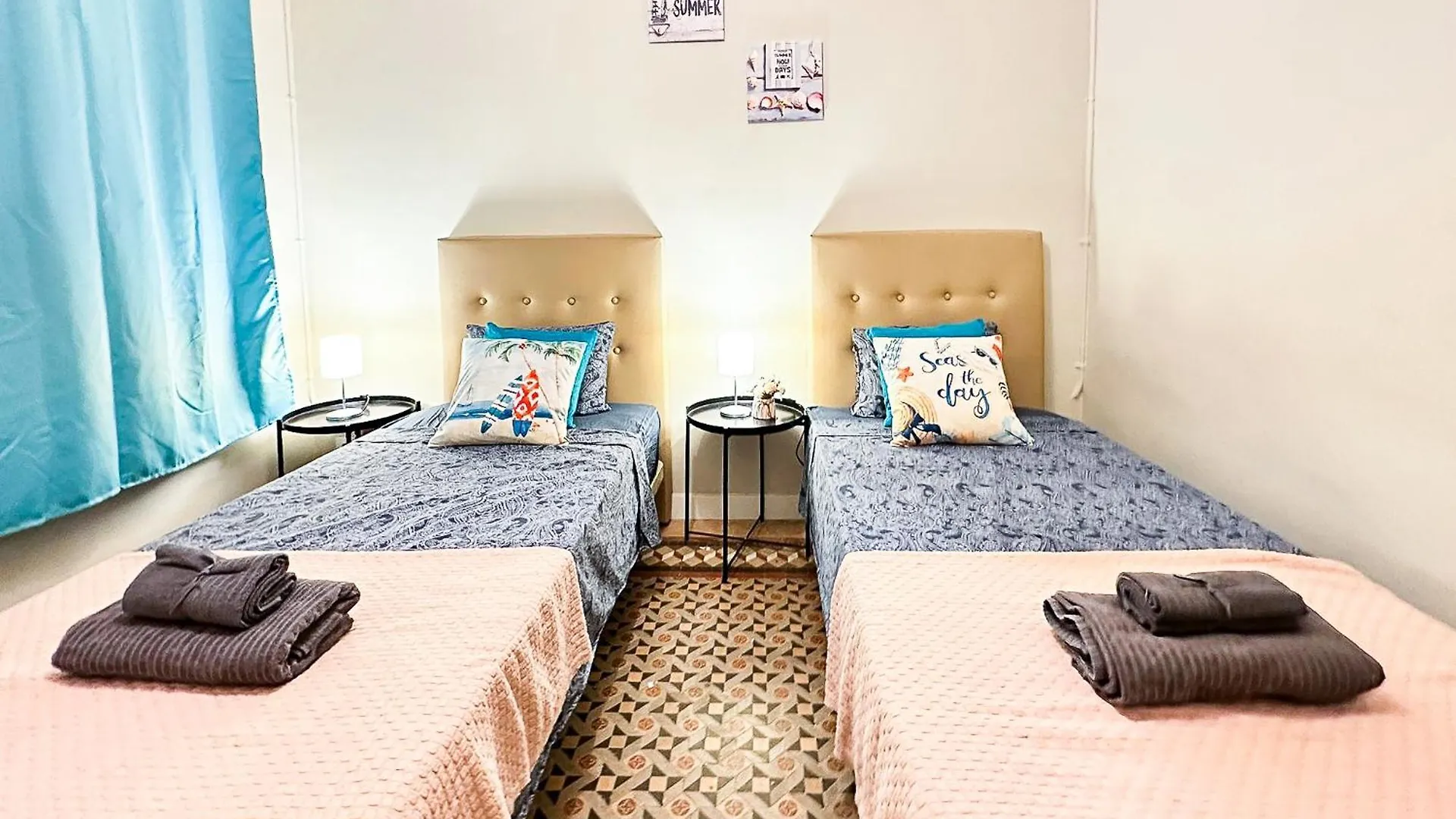 Private Rooms By Plaza Catalunya Barcelona Spain