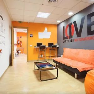  Hostal Holidaysbcn
