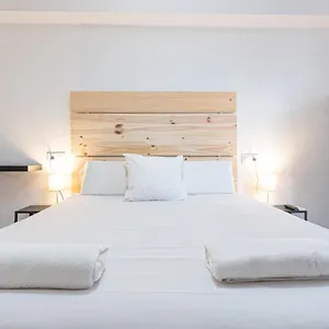 Easy Sants By Bossh! (adults Only) Hostel